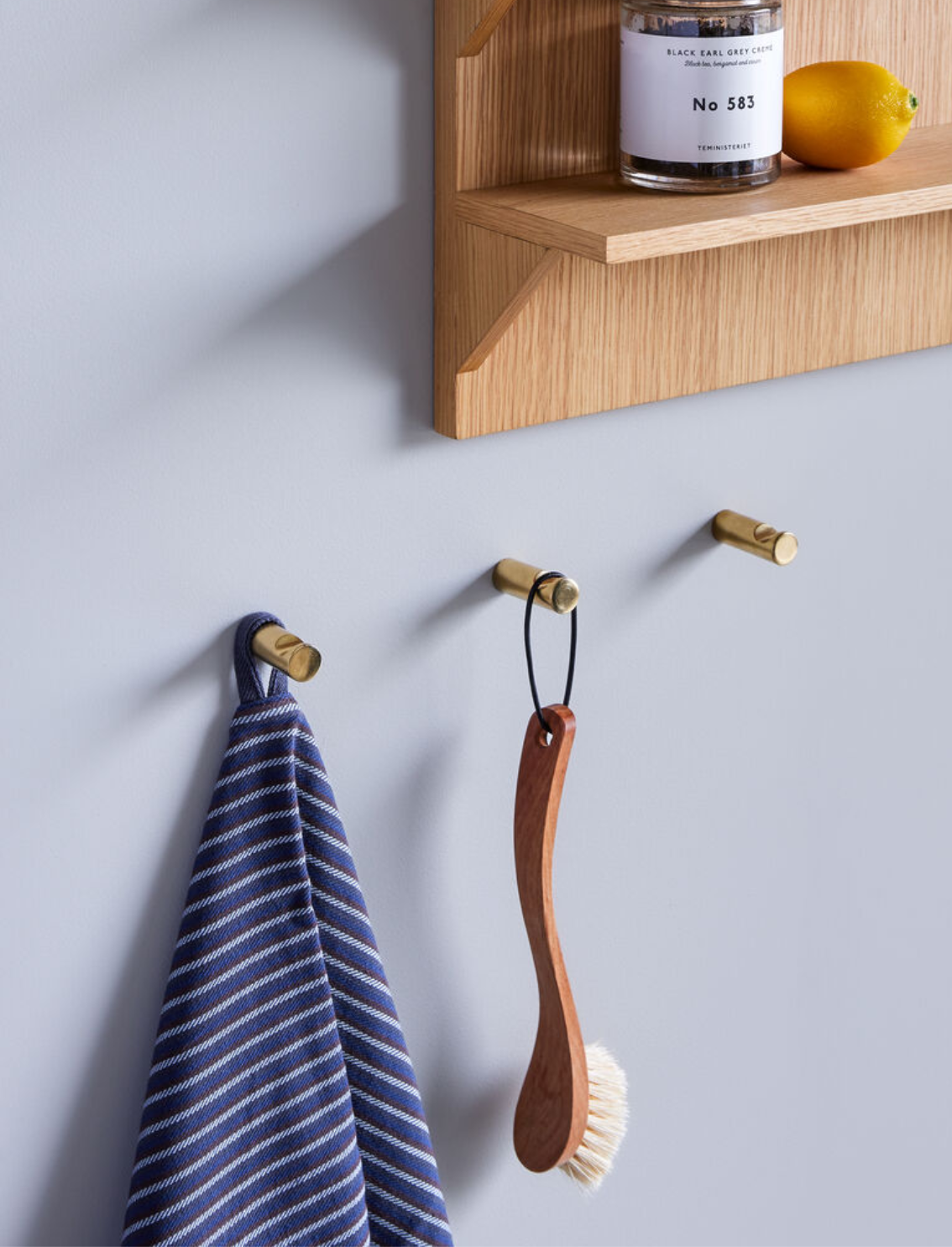 מתלה בראס Dot