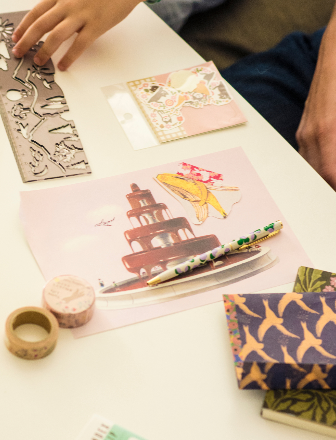 חוברת 100 ניירות יצירה Food & Drinks