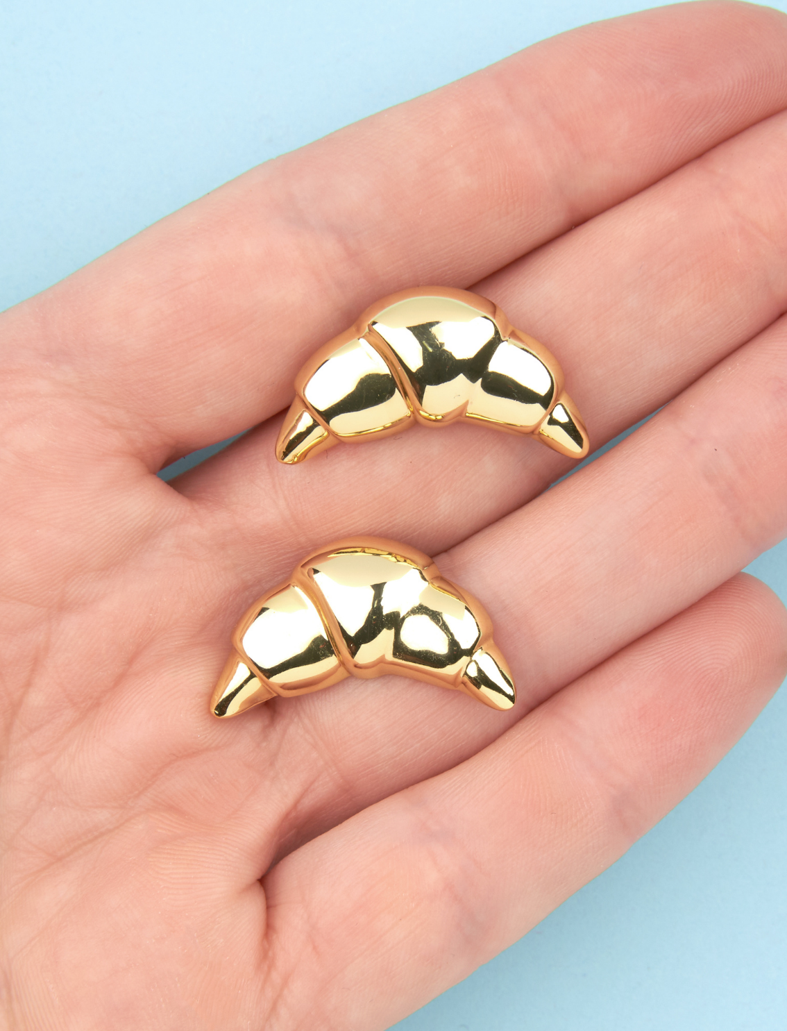 זוג עגילים צמודים Croissant