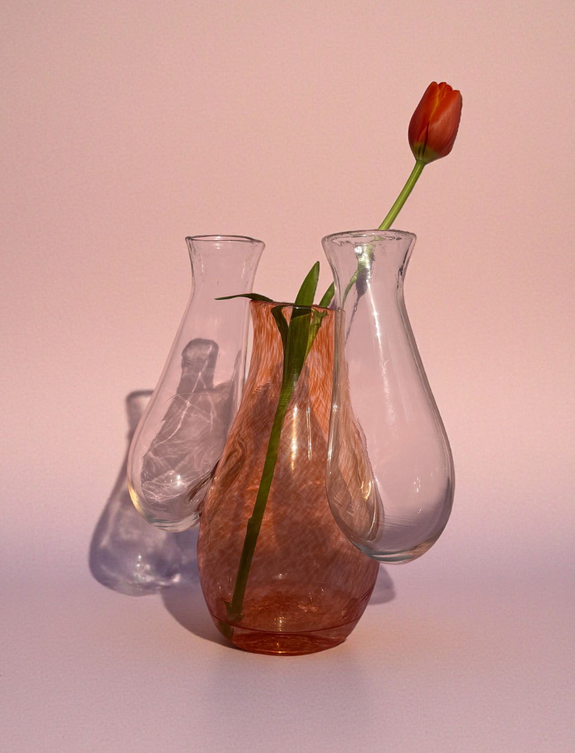 ואזת זכוכית Tall Red Drops