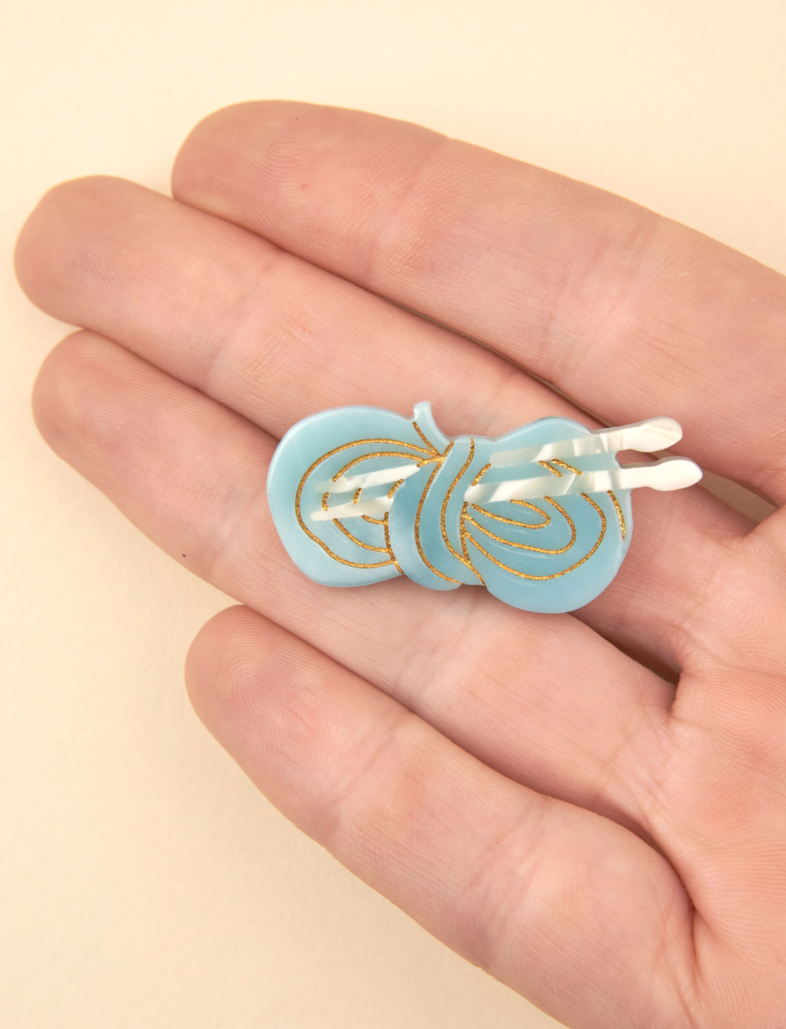 סיכה לשיער Wool Ball