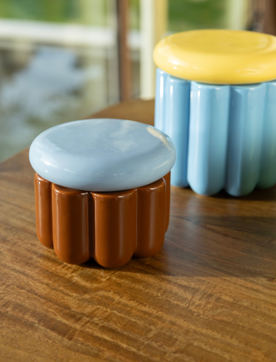 צנצנת Charlo Brown