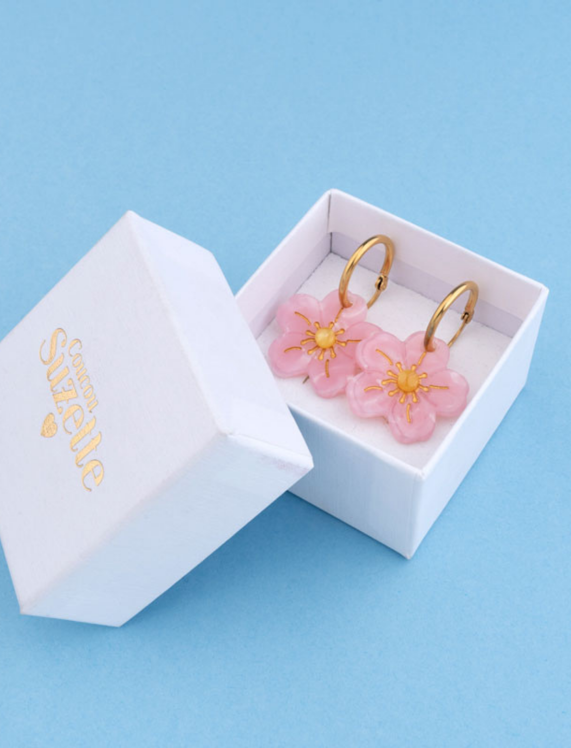 זוג עגילים תלויים Sakura