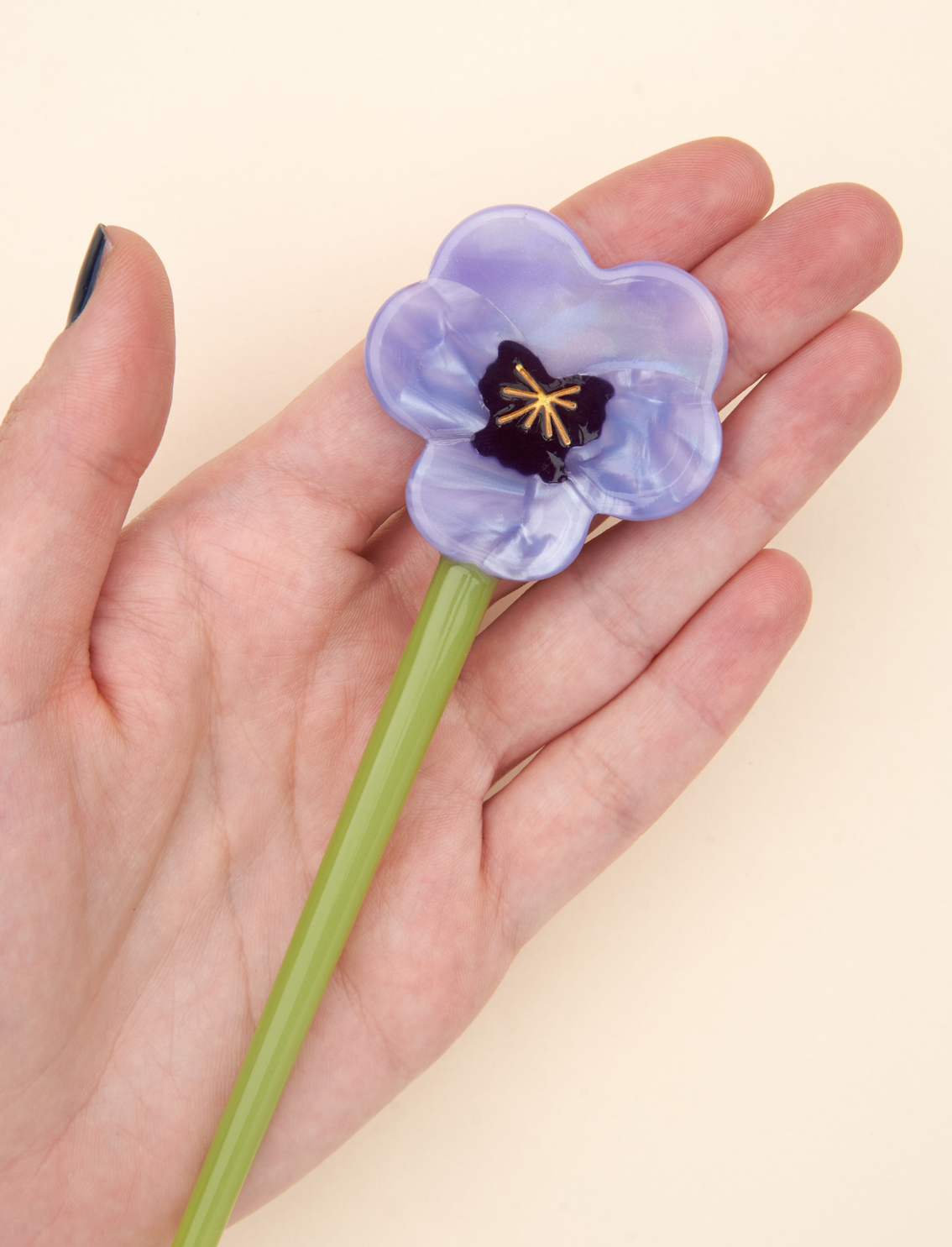מקל לאיסוף השיער Purple Pansy