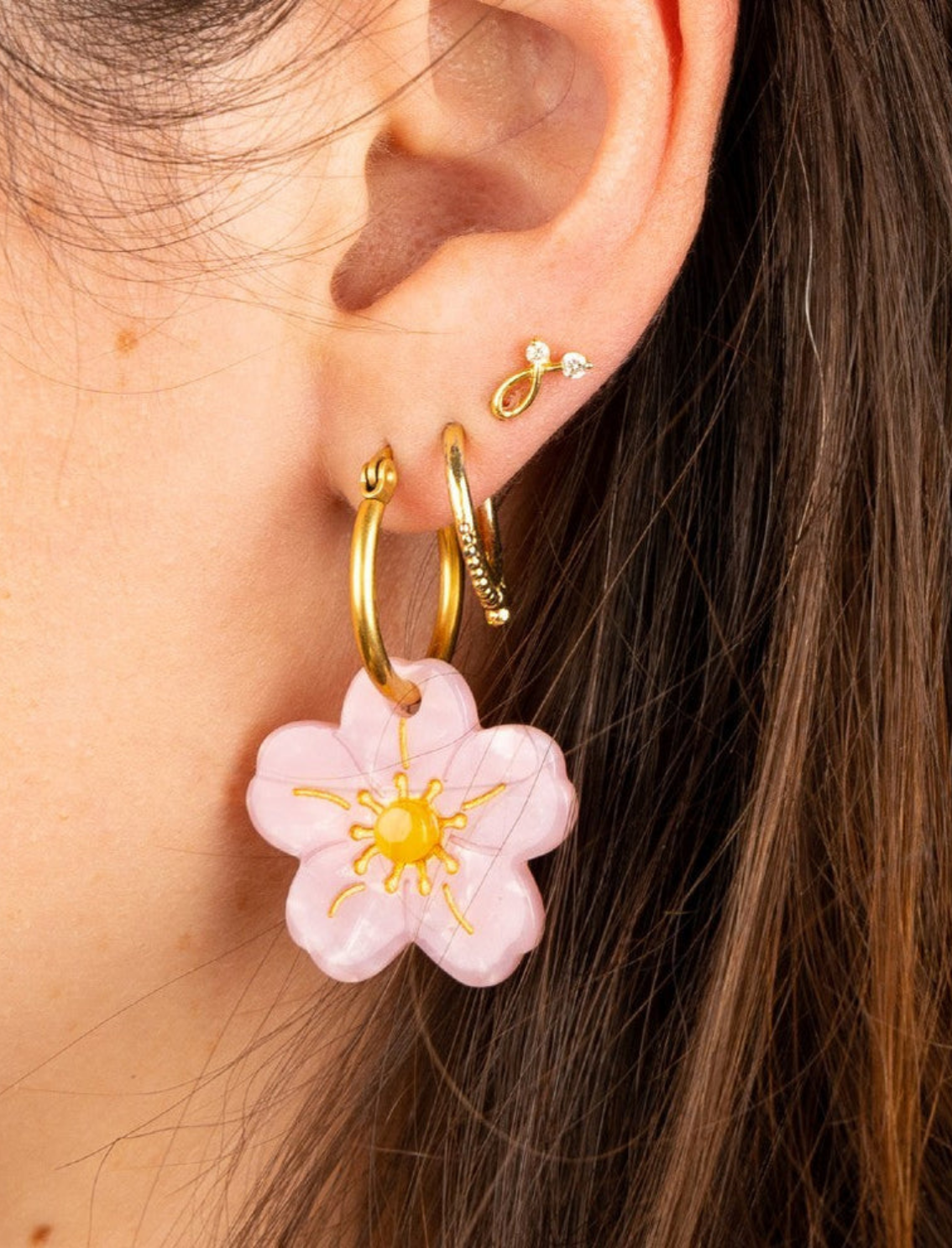 זוג עגילים תלויים Sakura