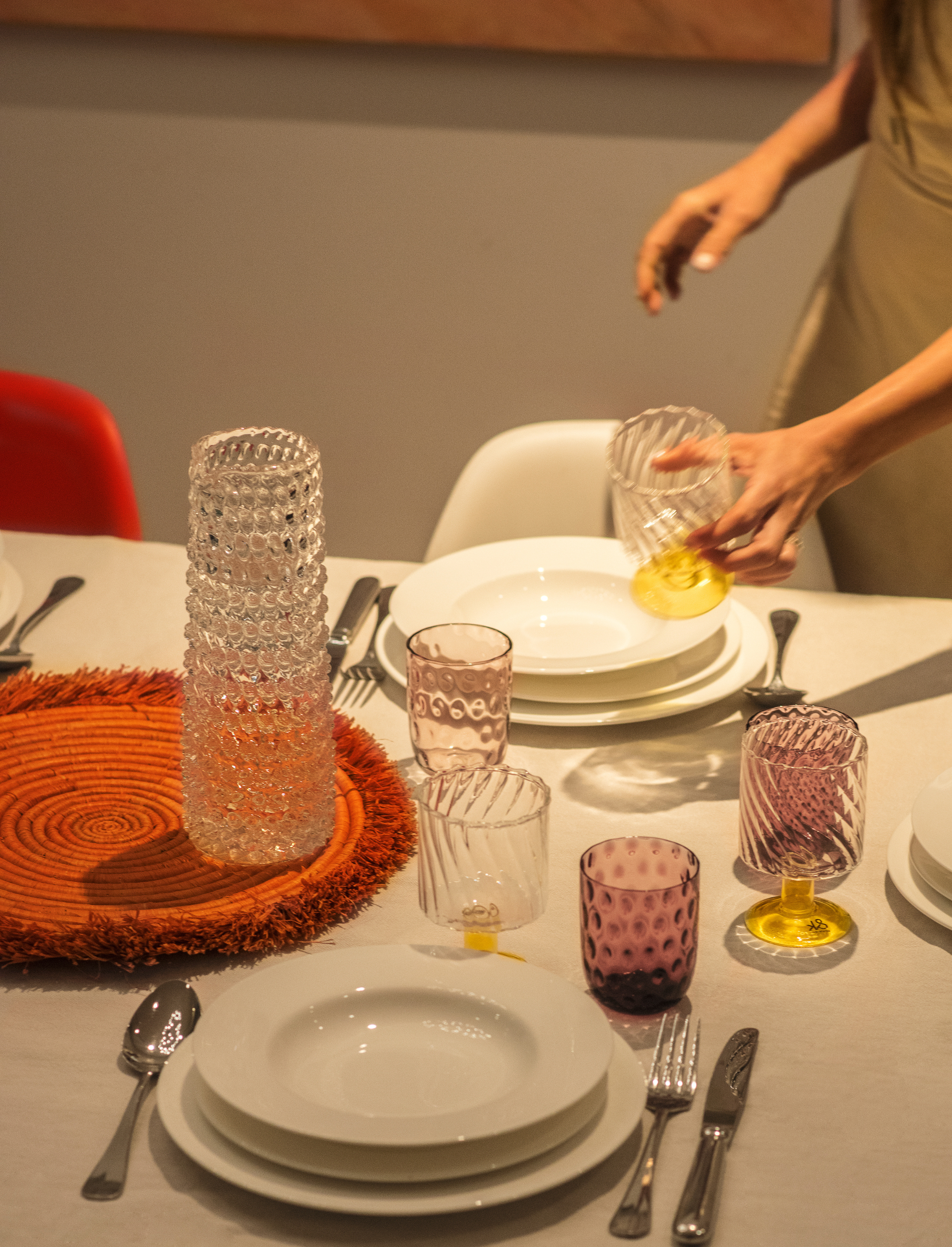 תחתית Fringed Charger