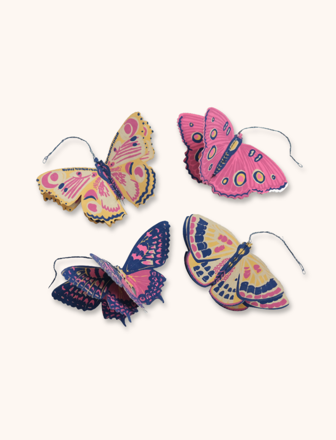 קישוטי נייר לתלייה Butterflies