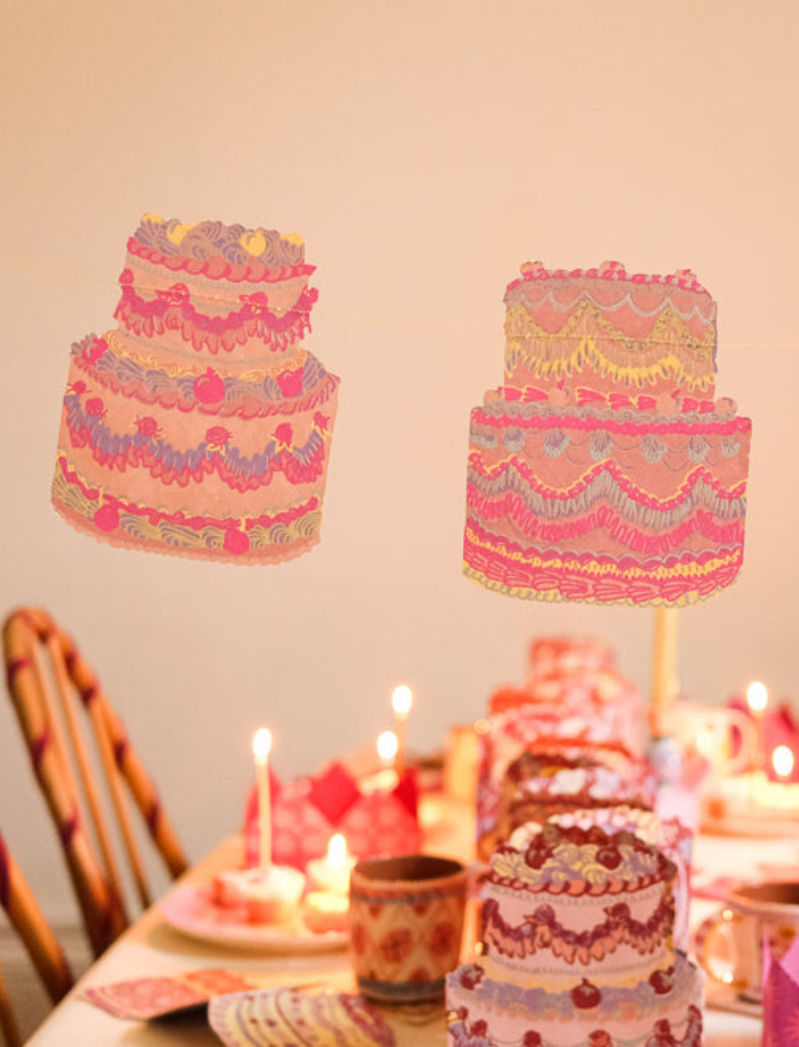 גרילנדת נייר תפורה Celebration Cakes