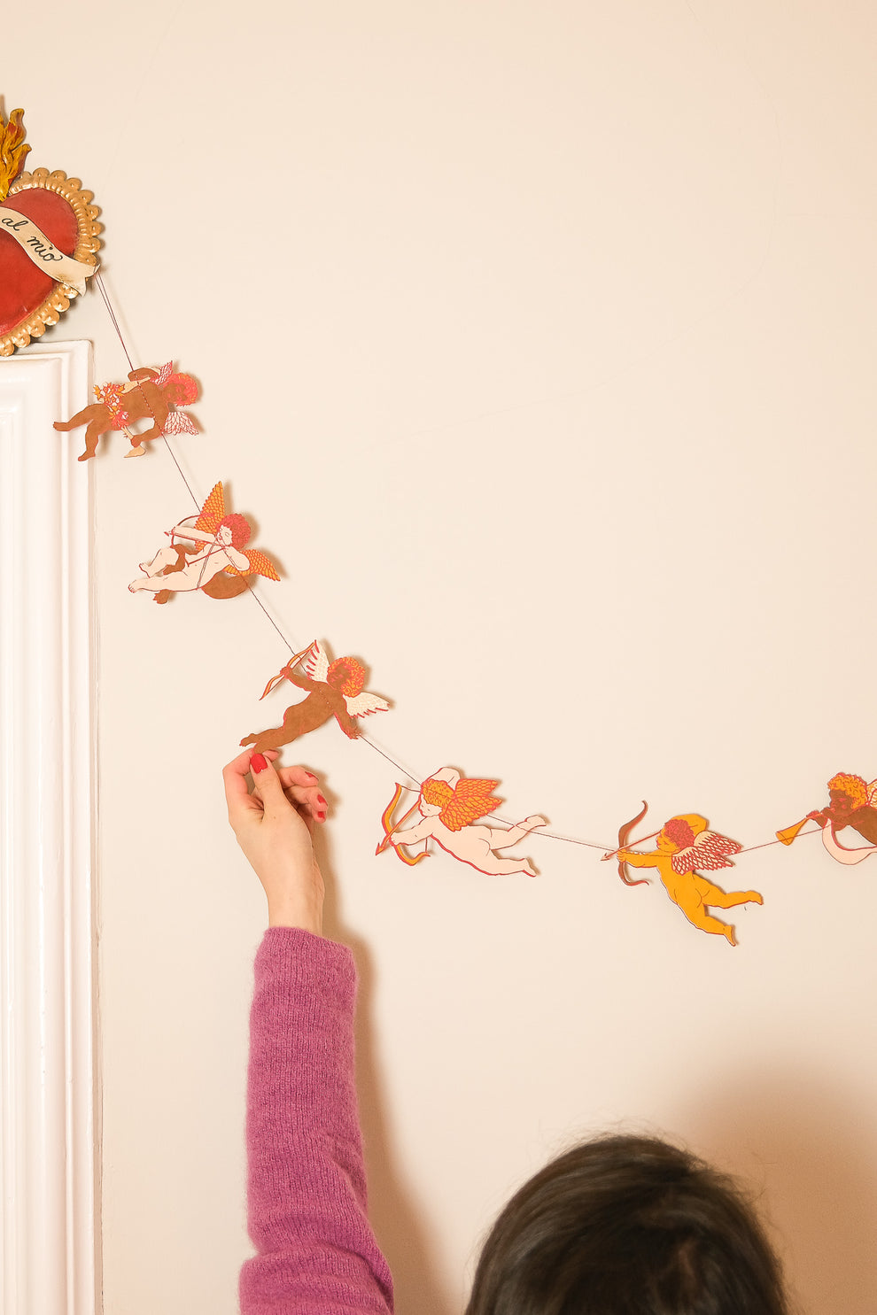 גרילנדת נייר תפורה Cupid