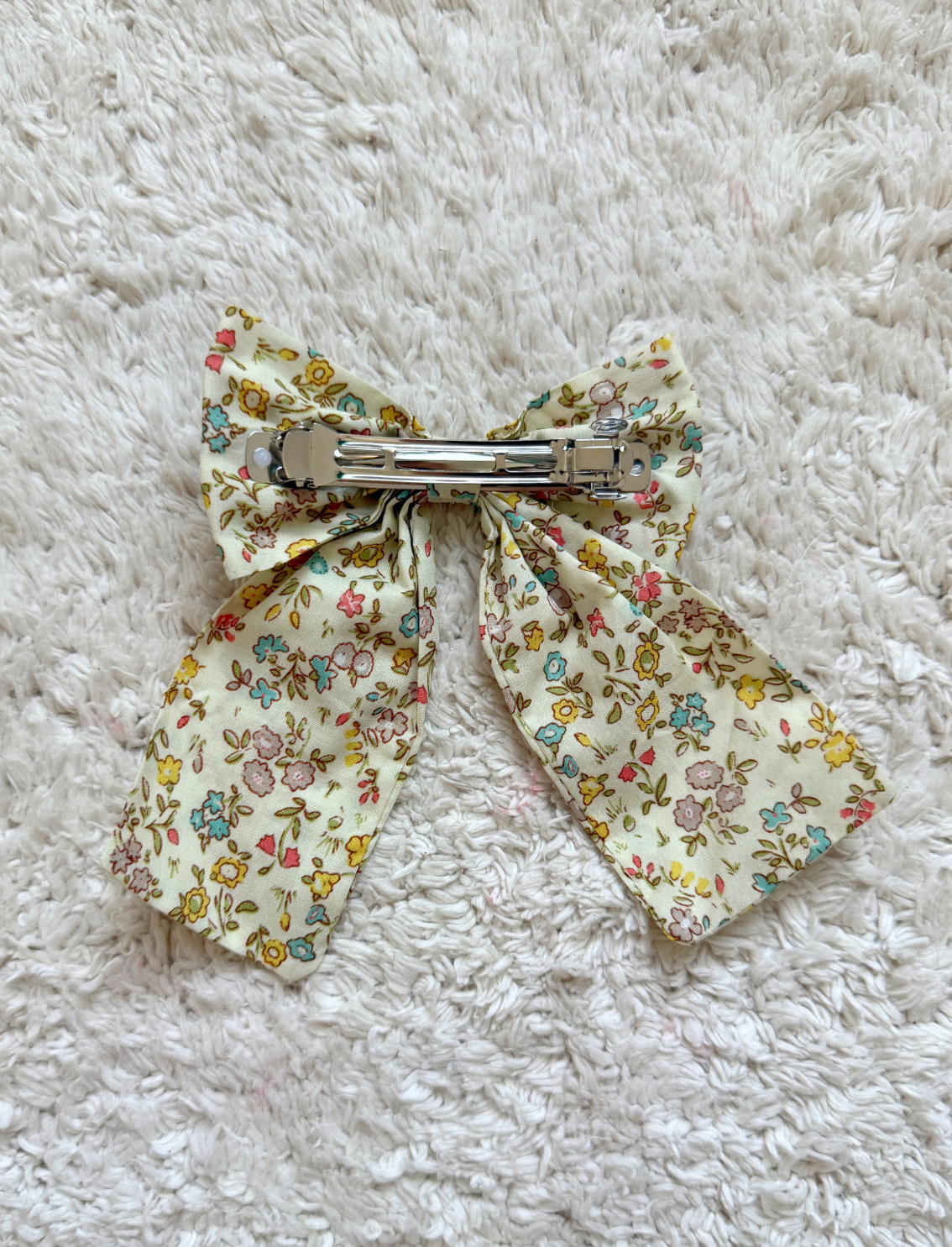 קליפס ברט Floral Bow