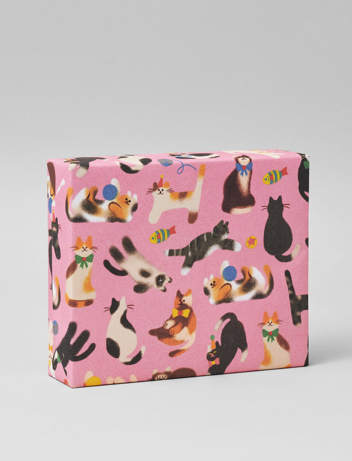 נייר עטיפה Cats