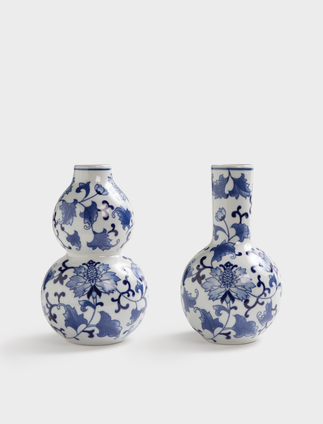 סט 2 ואזות פורצלן Delftware