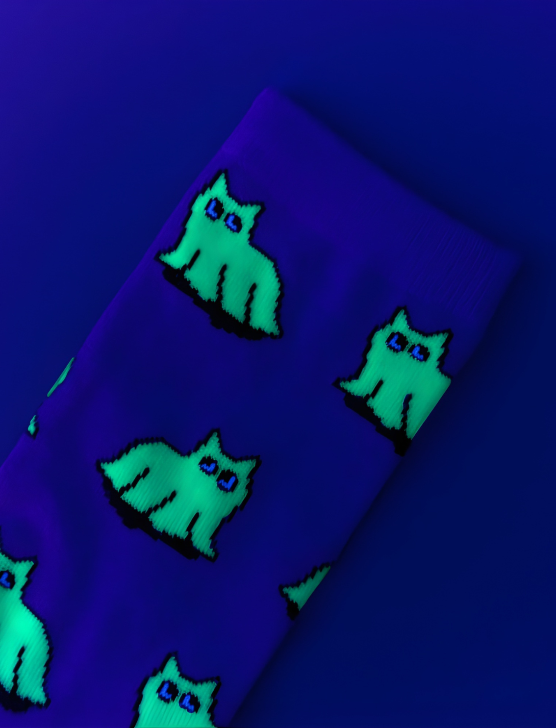 גרבי כותנה זוהרות בחושך Cat