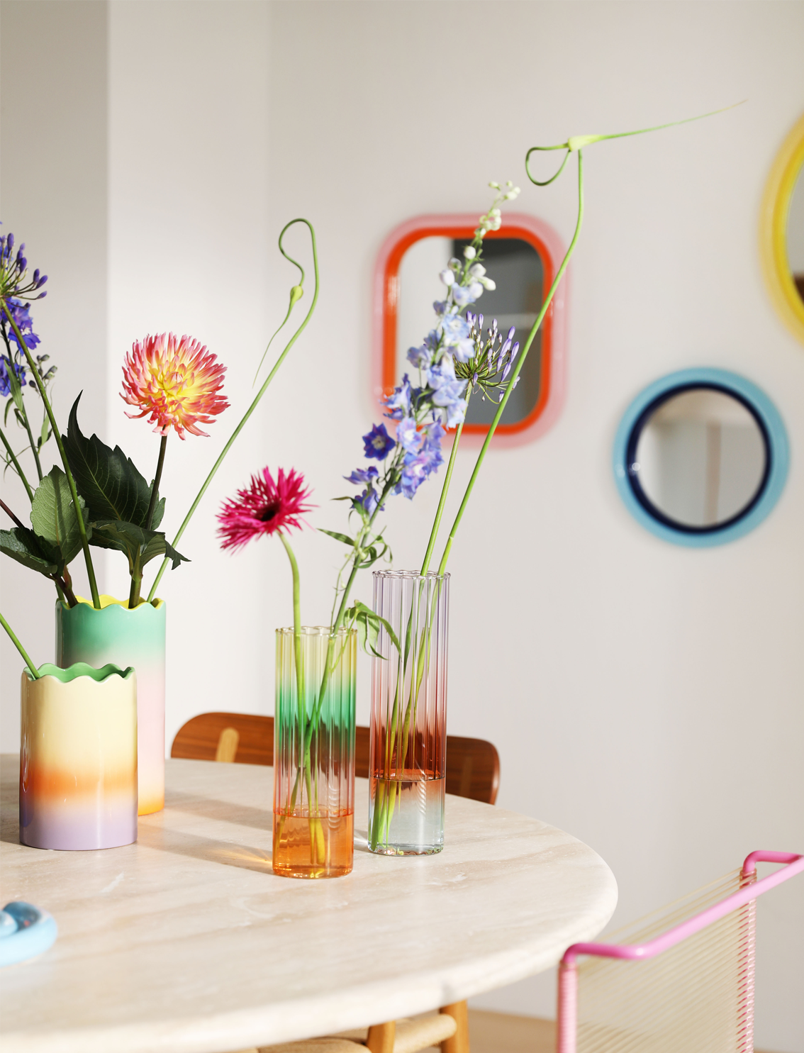 Almost Perfect - ראי קיר Sleek Blue