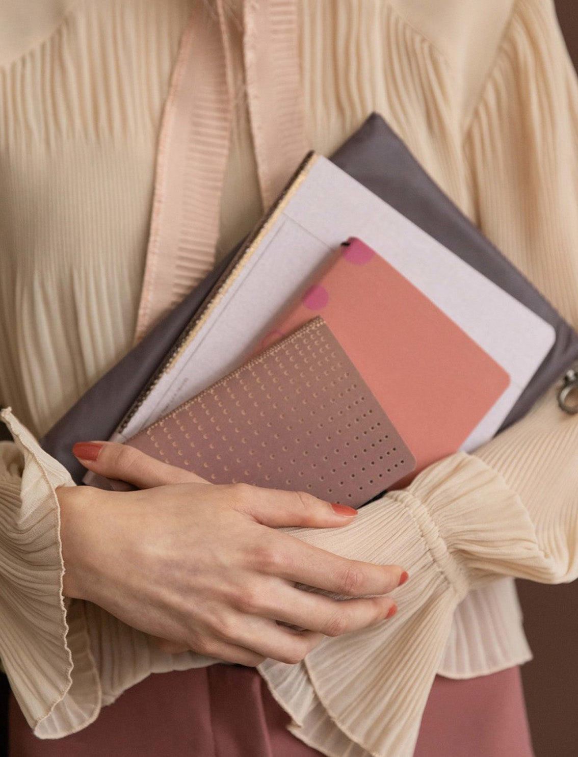 יומן כיס A6 Gridded Burgundy