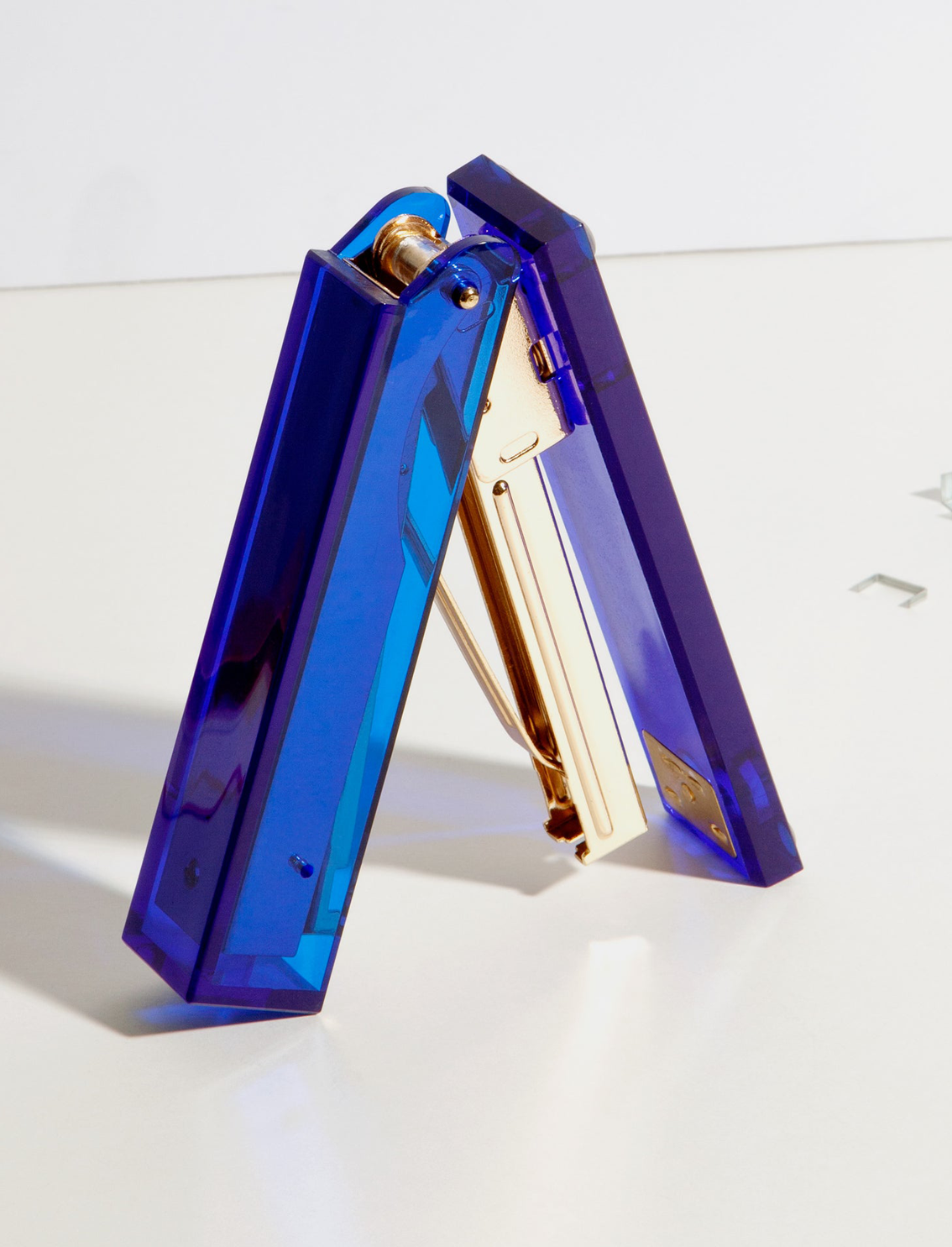 שדכן Acrylic Blue