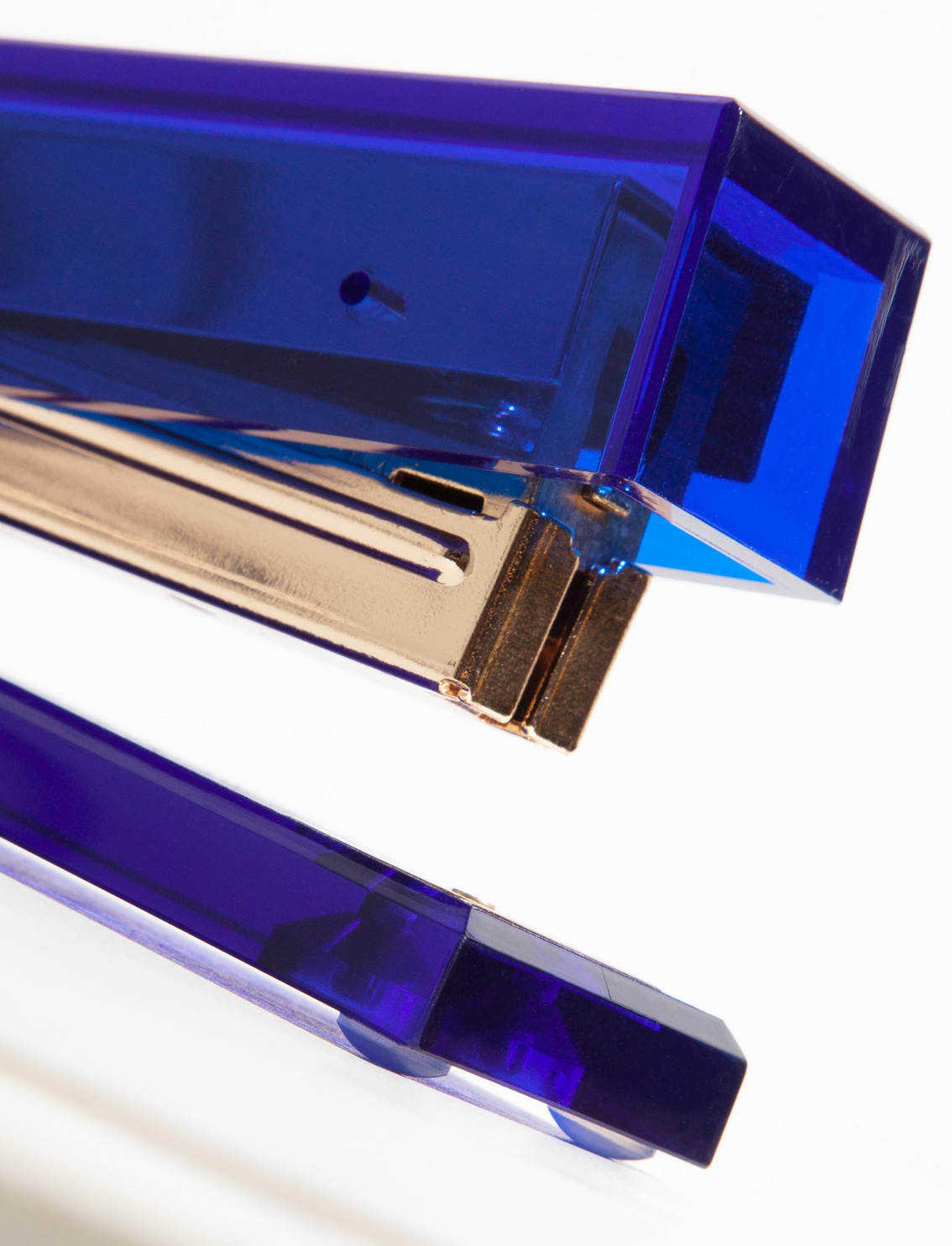 שדכן Acrylic Blue