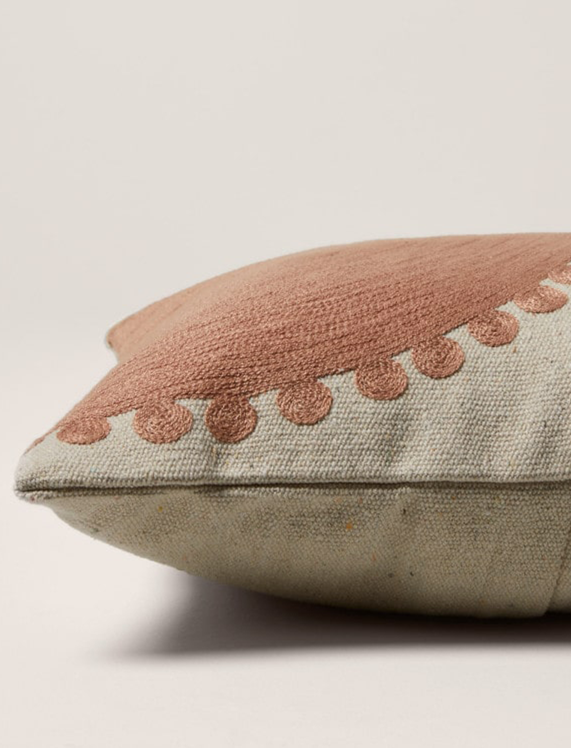 ציפה לכרית SOLAR