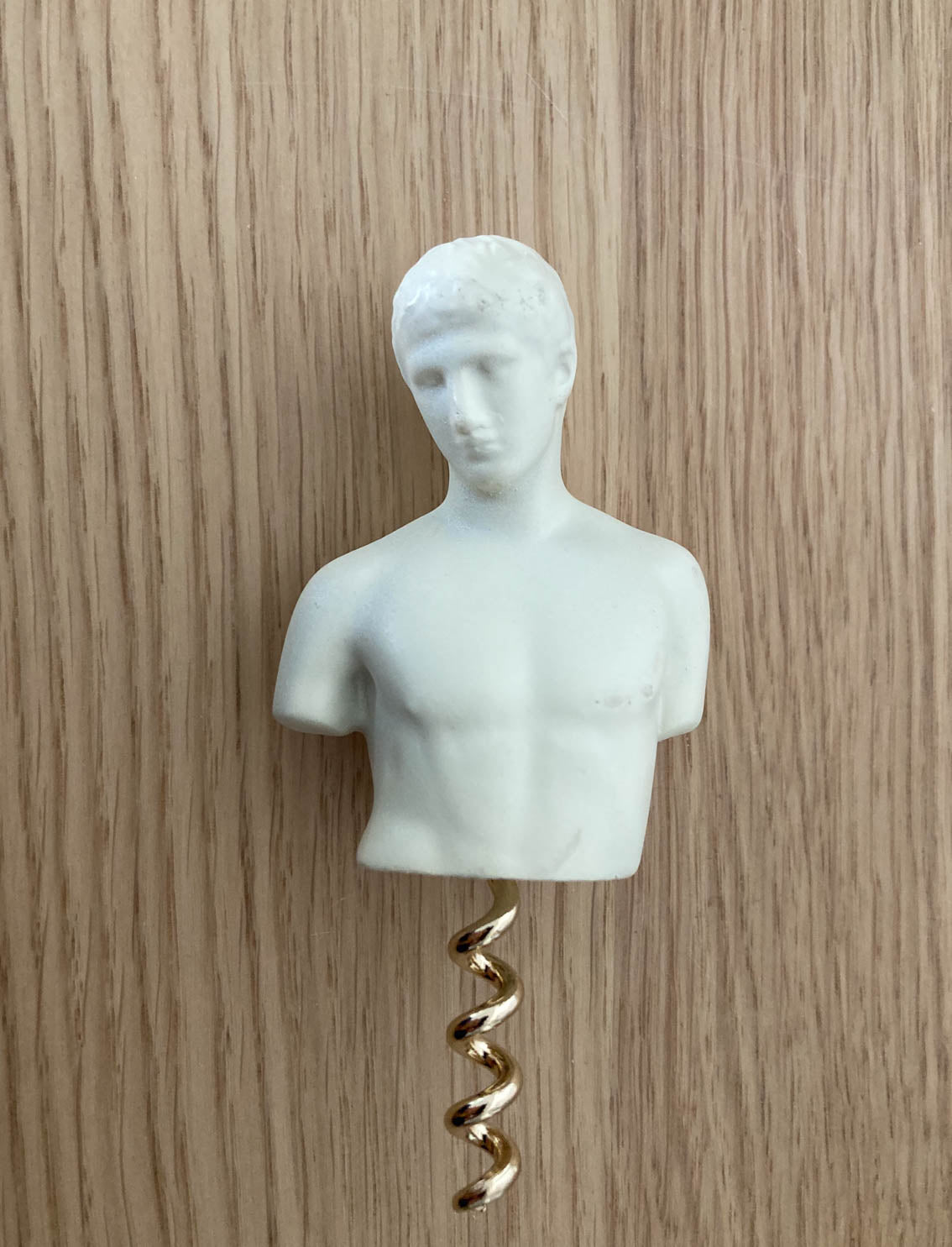 Almost Perfect - פותחן לבקבוק יין Hestia