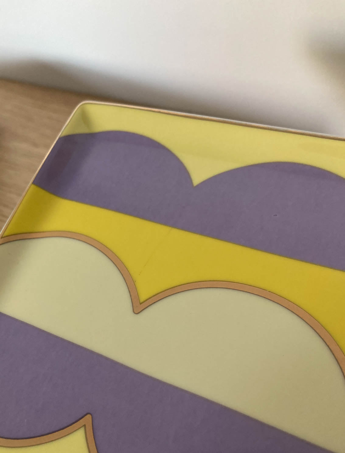 Almost Perfect - צלחת Riviera Wave