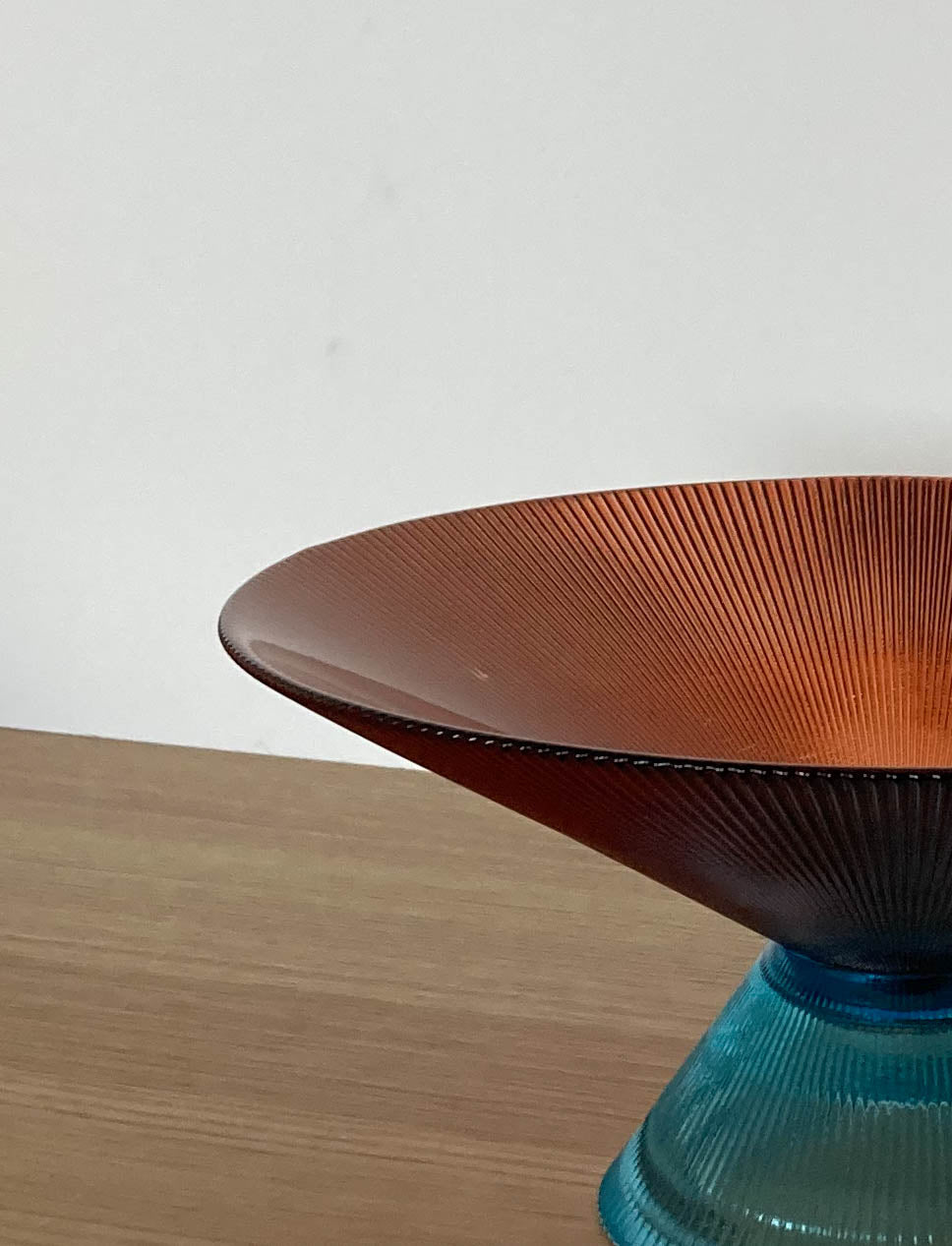 Almost Perfect - קערת Bonbon Big Red & Blue