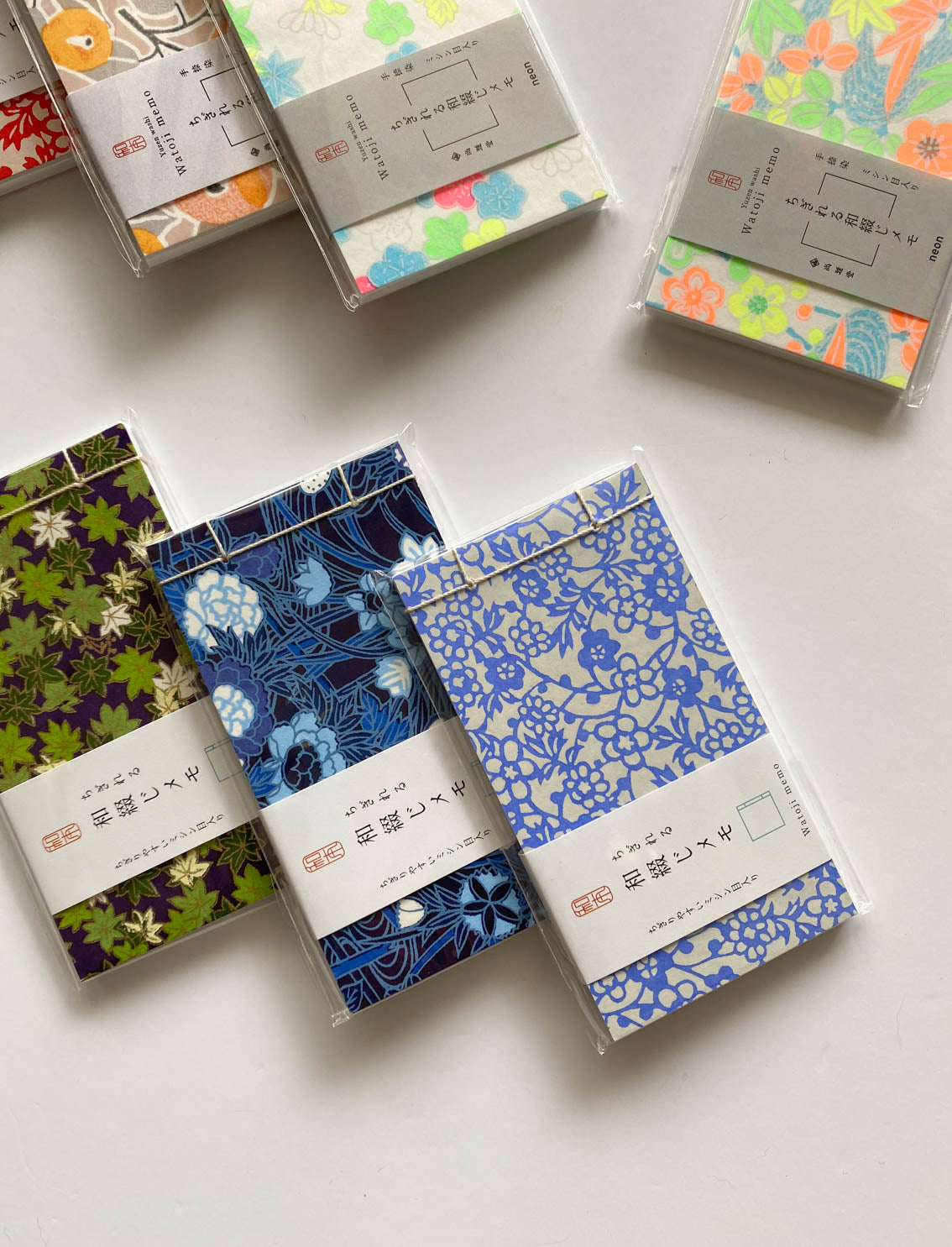 פנקס Red Blossom