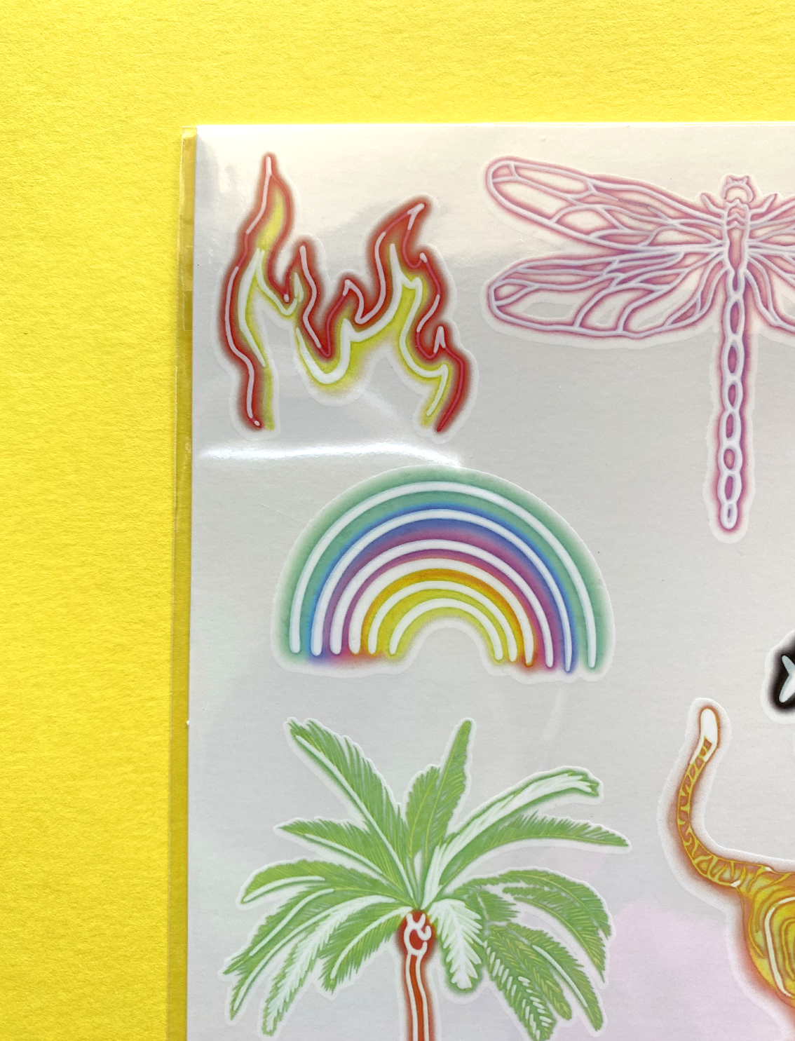 קעקועים זמניים Neon