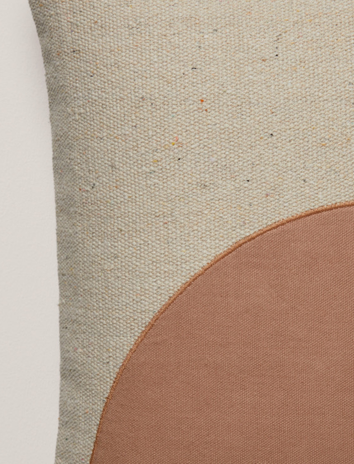 ציפה לכרית LUNAR