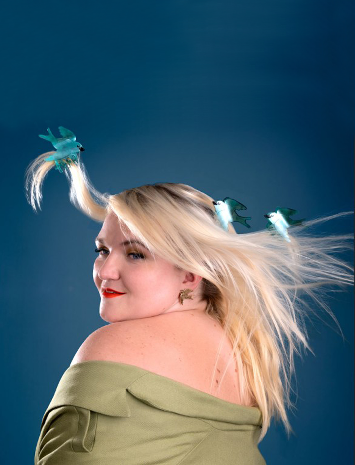 זוג עגילים צמודים Swallow