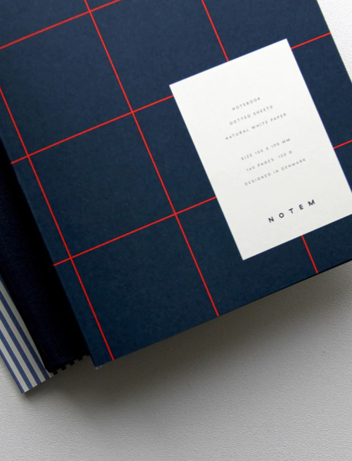 מחברת Uma Medium