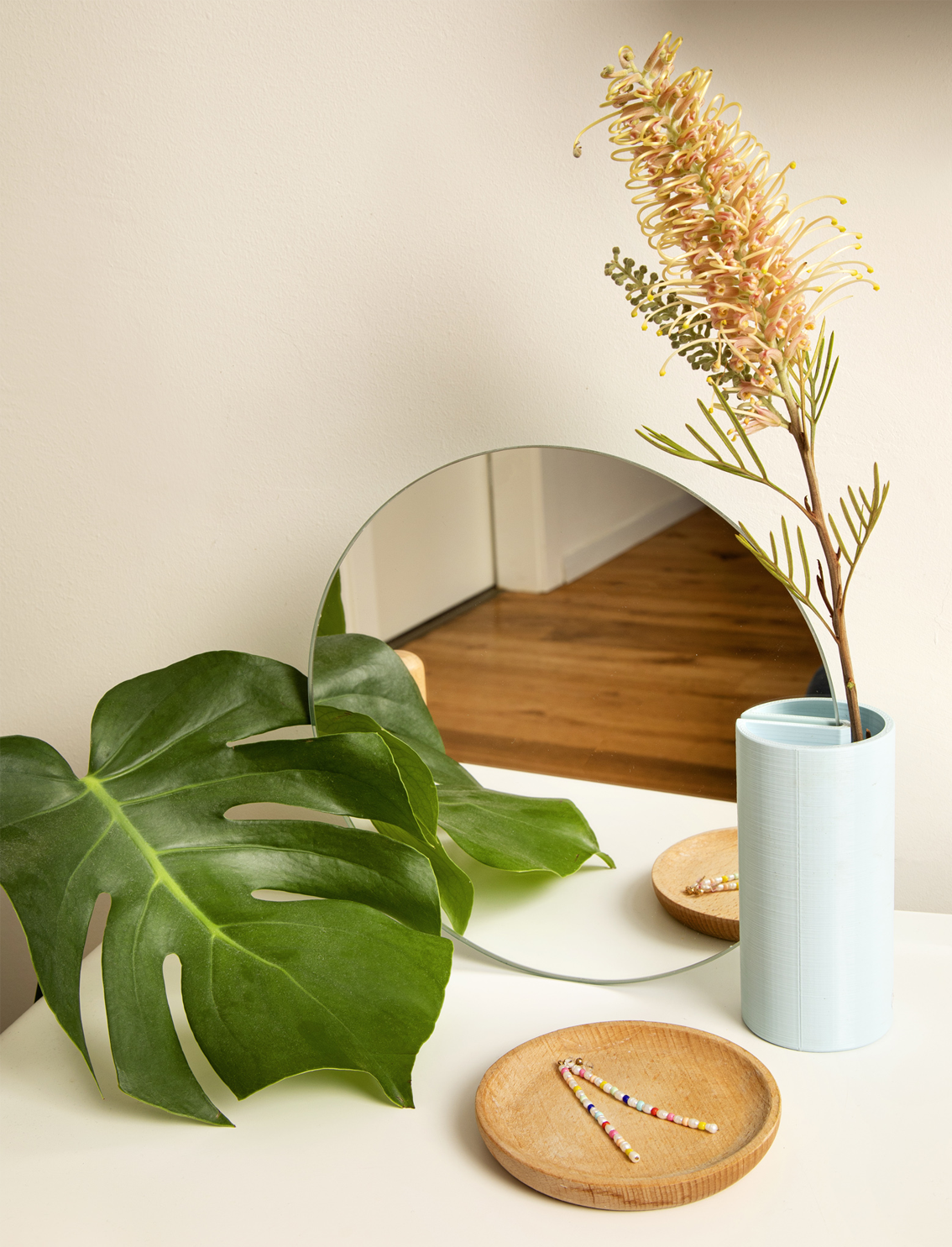 מראה Vase
