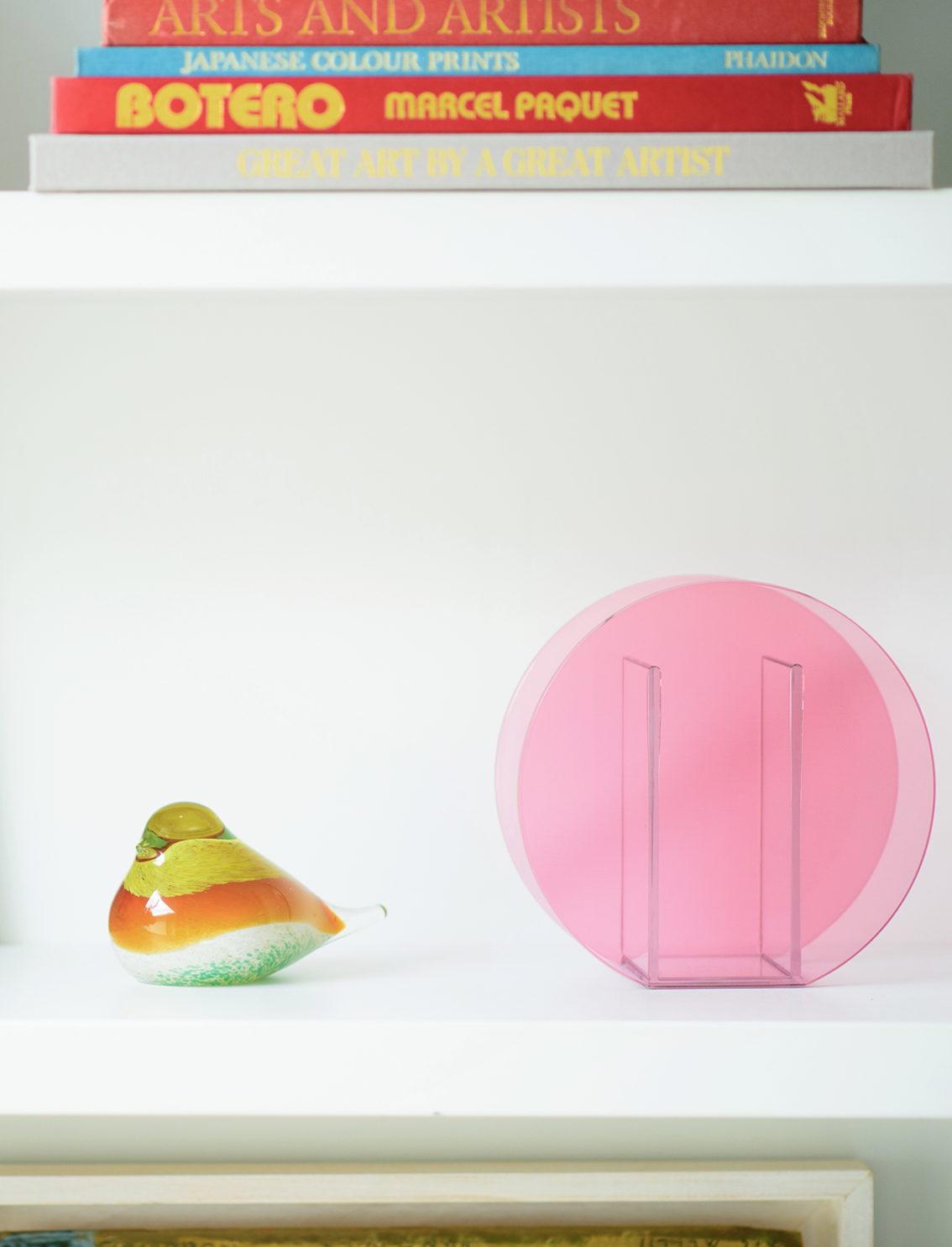 ואזה Pink Circle