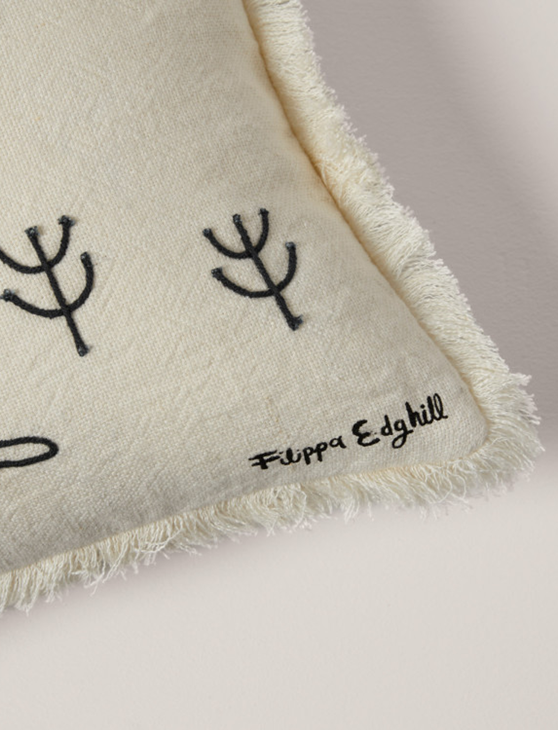 ציפה לכרית MANA