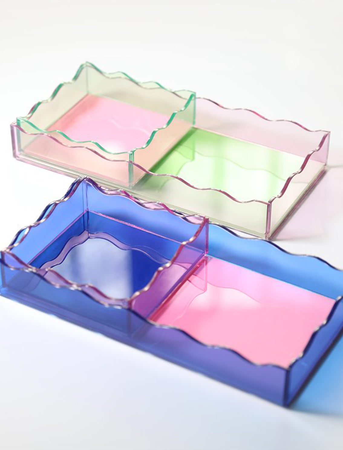 מגש זכוכית גדול Wobbly