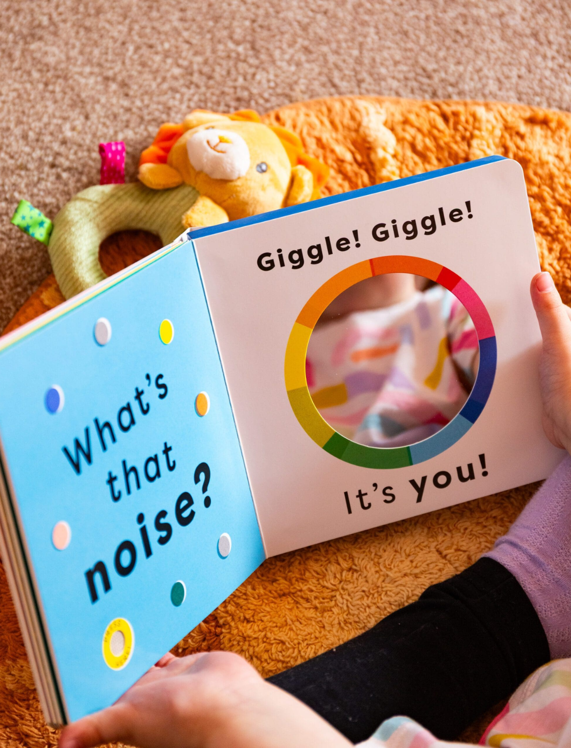 ספר מנגן What's That Noise? Roar!
