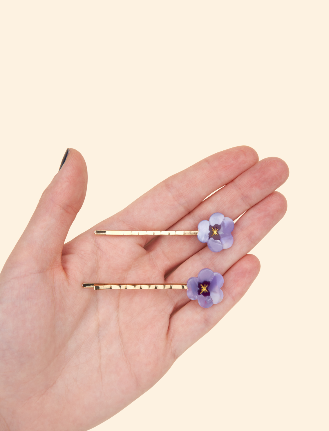 2 סיכות לשיער Purple Pansy