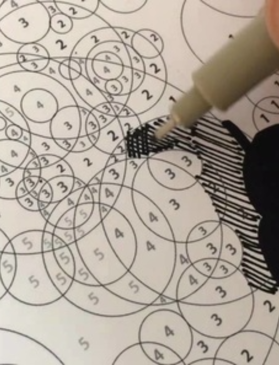 חוברת צביעה Querkles: Icons