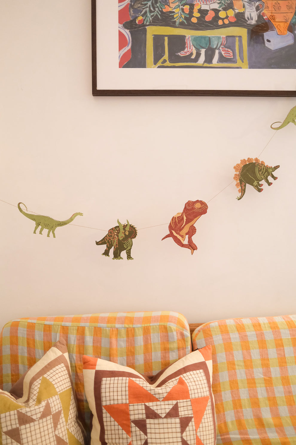 גרילנדת נייר תפורה Dinosaurs