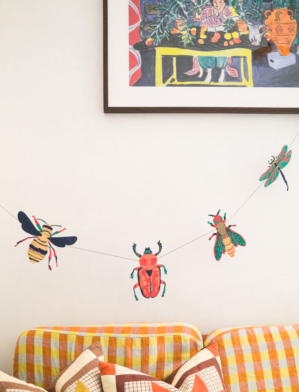 גרילנדת נייר תפורה Insects