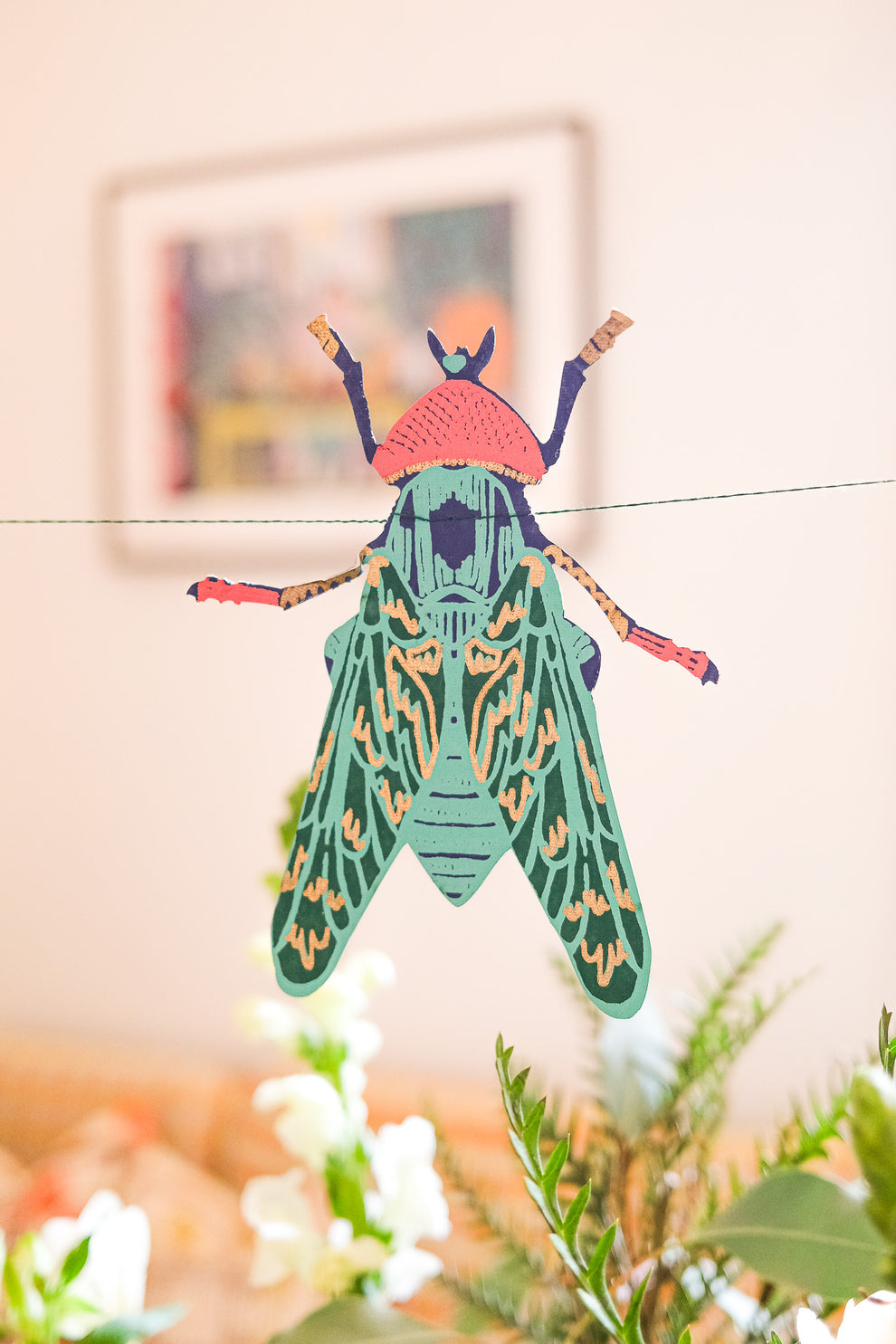 גרילנדת נייר תפורה Insects