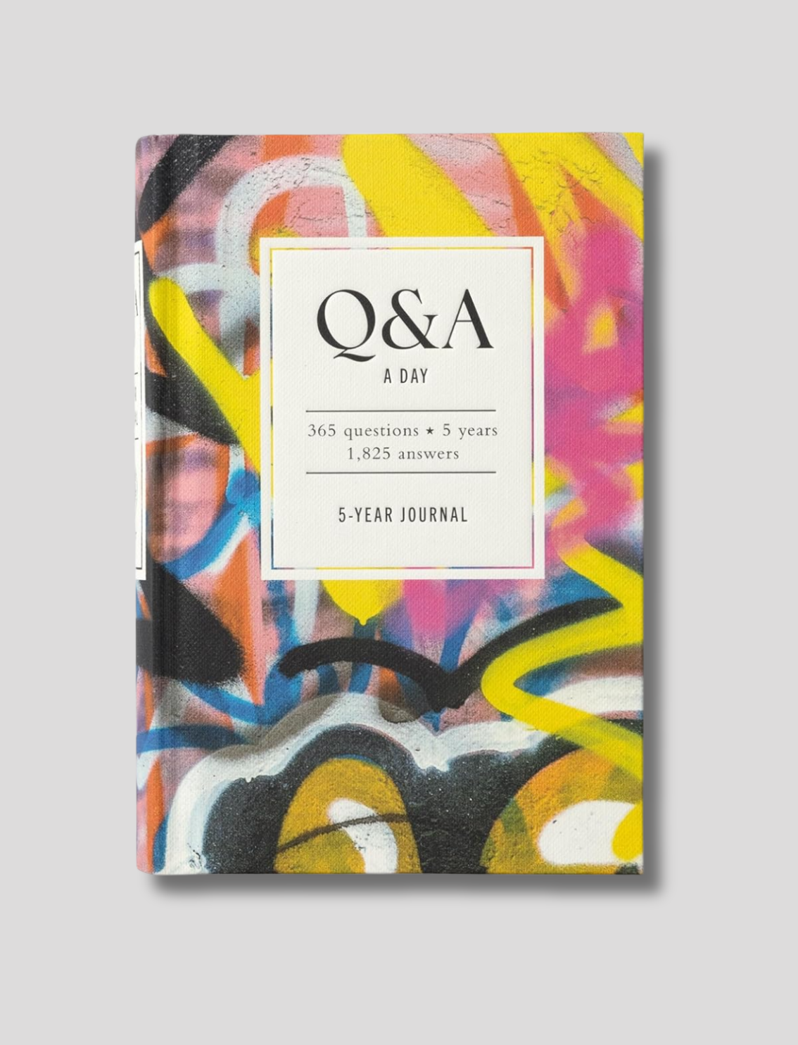 יומן 5 שנים 'Q&A a Day' Graffiti