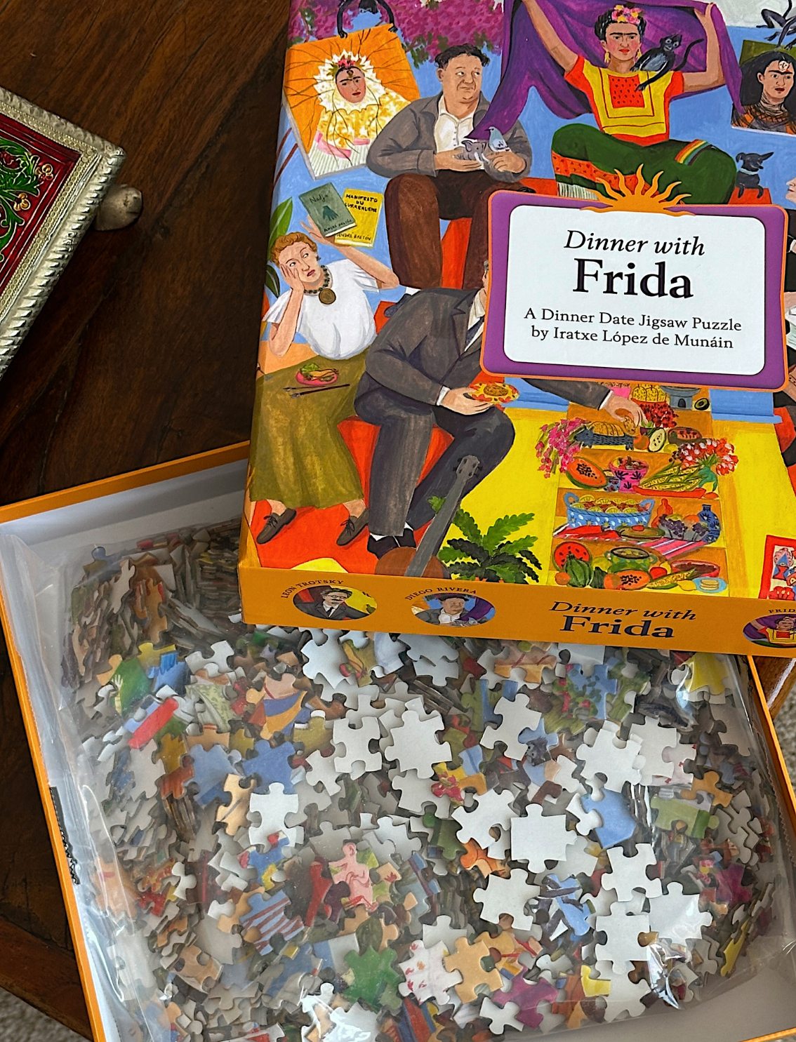 פאזל 1000 חלקים Dinner With Frida