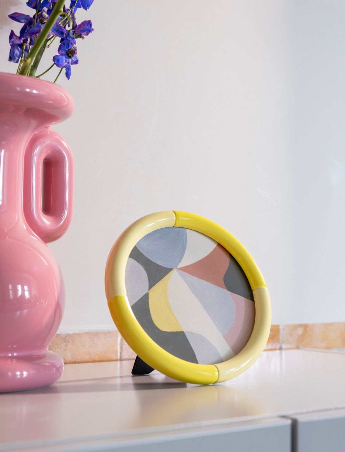 מסגרת לתמונה Rift Round Yellow