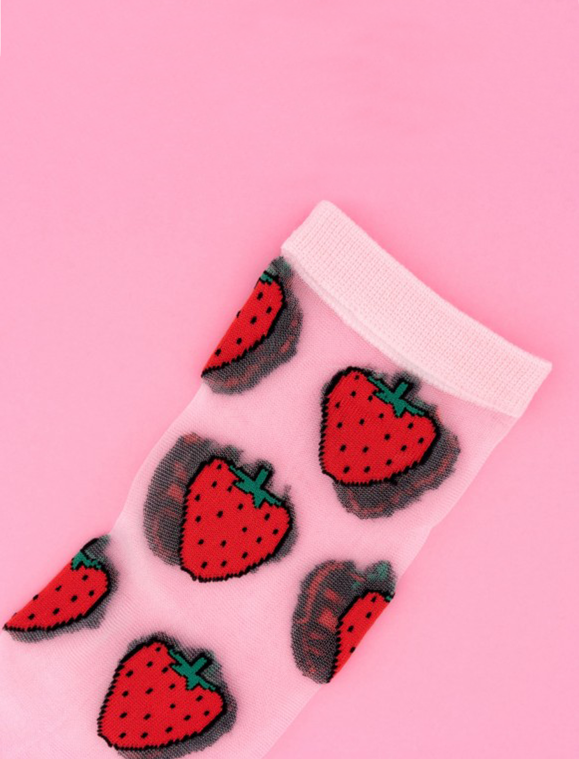 גרביים שקופות Strawberry